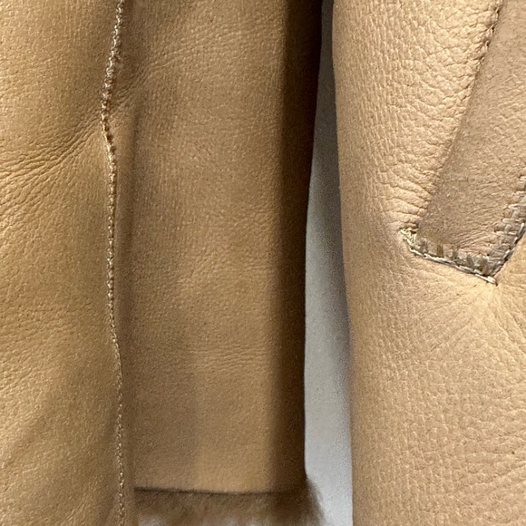 STEPHANE SARTE 100% Genuine Shearling, tan coat. US size S - Picture 11 of 16
